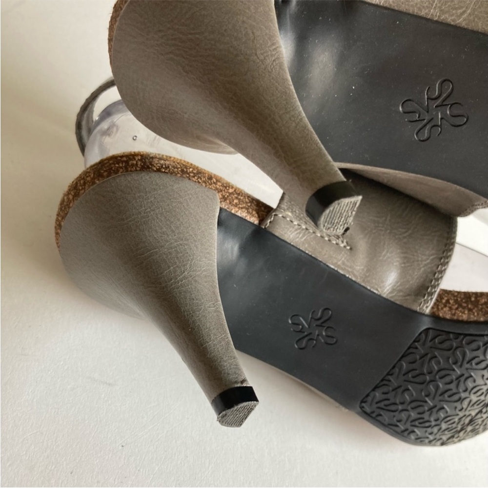 SIMPLY VERA VERA WANG GREY LEATHER HEELED SLINGBACKS SZ 10 PRELOVED IN VERY GOOD - Picture 15 of 16